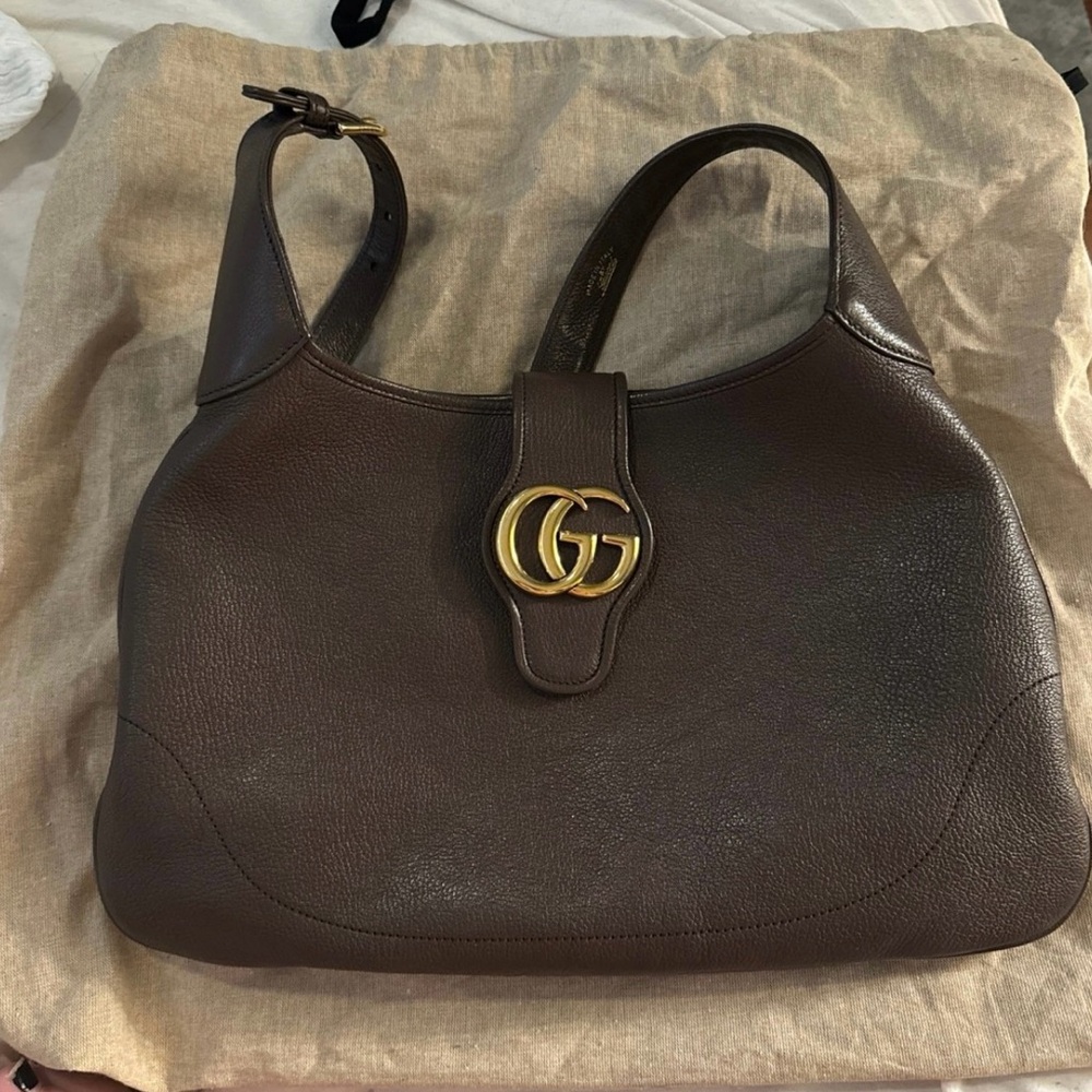 Pre loved Gucci brown Aphrodite medium